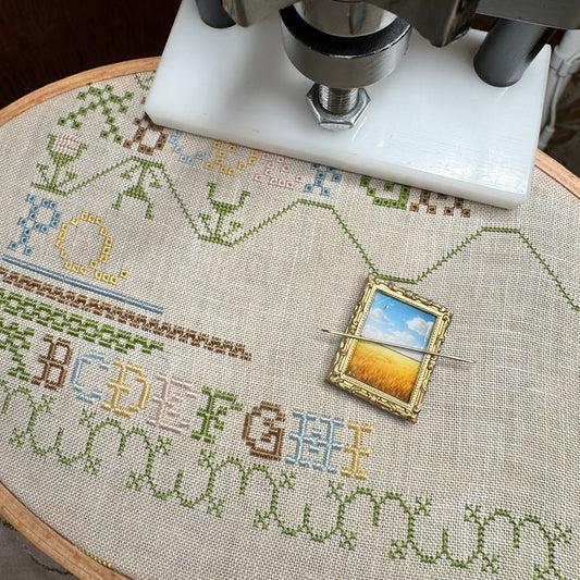 Hobby House Needleworks | Vintage Landscape Needle Minder