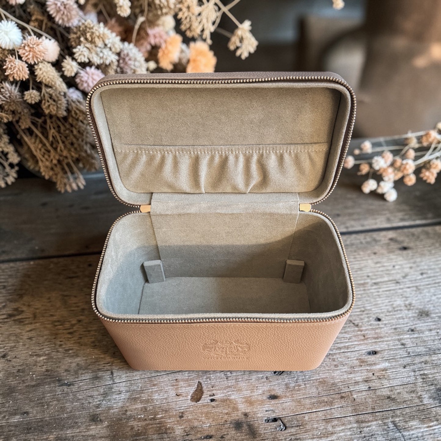 WinterBury Khaki Double Tray Needlework Sewing Case