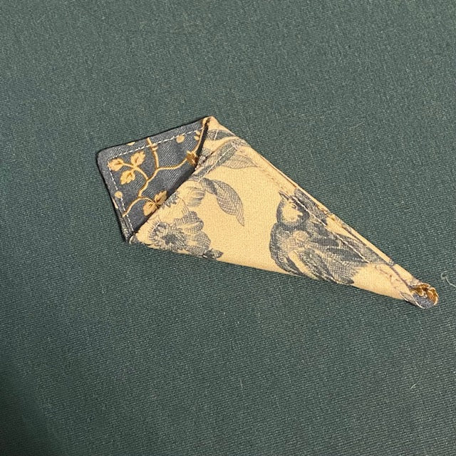 Fiber Antiquities ~ Scissor Holder