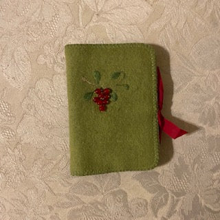 Paxe's Designs ~ Fruits Needlebook