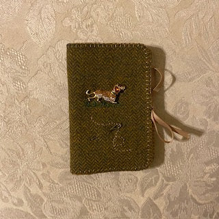 Paxe's Designs ~ Animal Needlebook