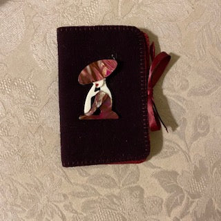 Paxe's Designs ~ Antique Pin Needlebook