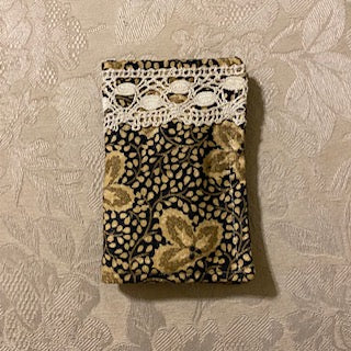 Paxe's Designs ~ Lace/Embellished Needlebook