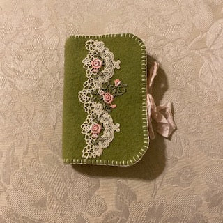 Paxe's Designs ~ Lace/Embellished Needlebook