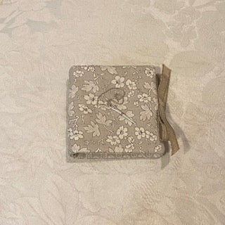 Paxe's Designs ~ French General Needlebook