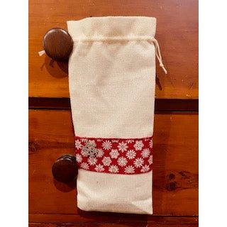 Paxe's Designs ~ Christmas Wine Bag ~ Snowflake