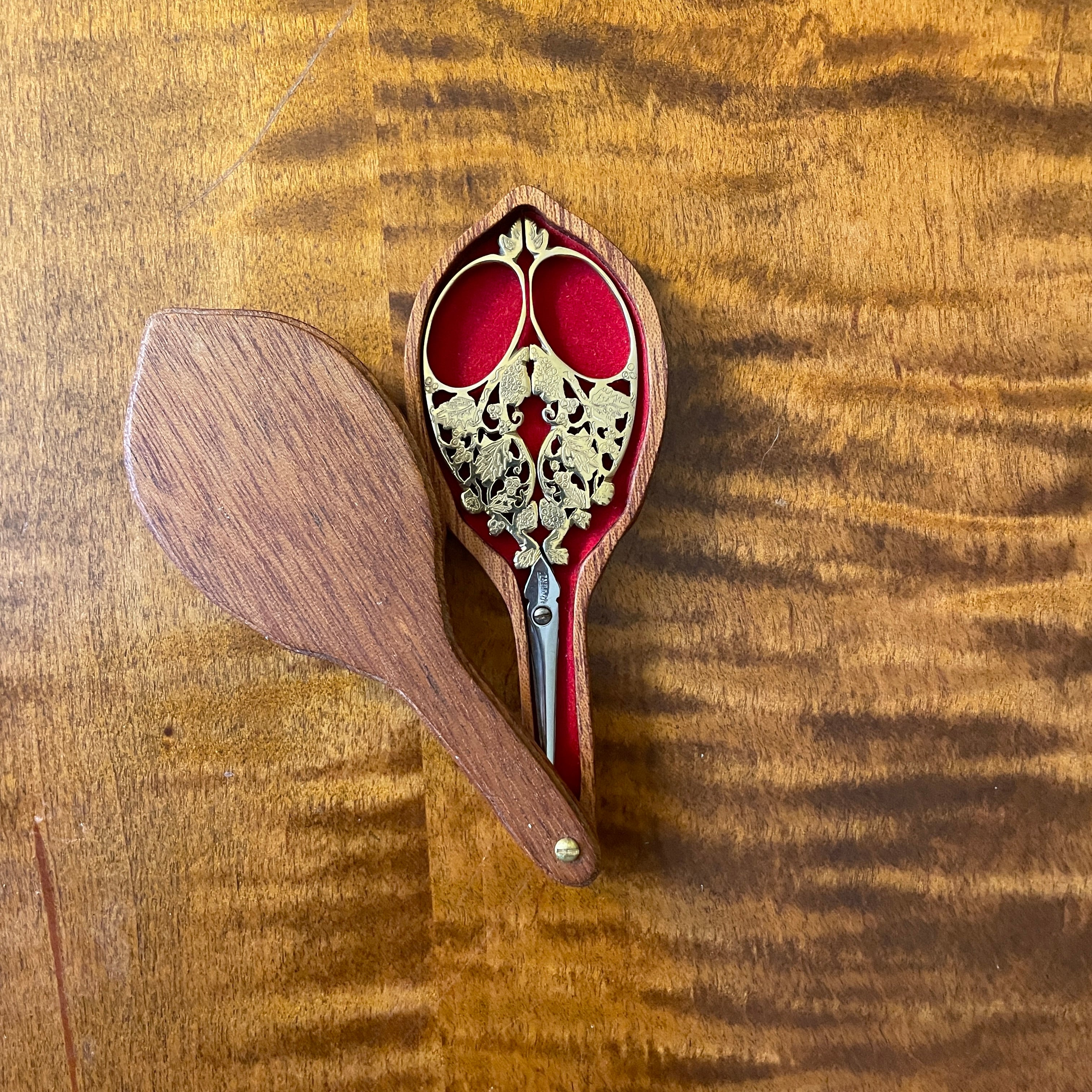 M. JeanMarie Roulot Scissors Hobby House Needleworks