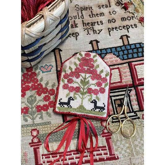 Needlemade Designs ~ Miss Campbell's Scissors Keep