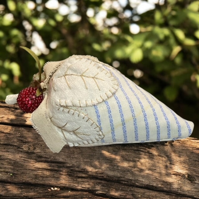 Paxe's Designs ~ Vintage Quilted Strawberry Pincushion