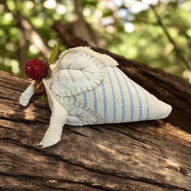 Paxe's Designs ~ Vintage Quilted Strawberry Pincushion