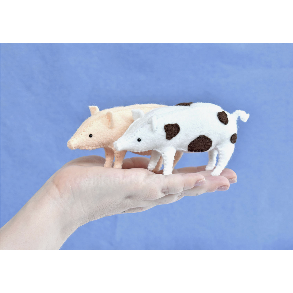 DelilahIris Designs Pig Stuffed Animal Felt Sewing Kit Hobby House