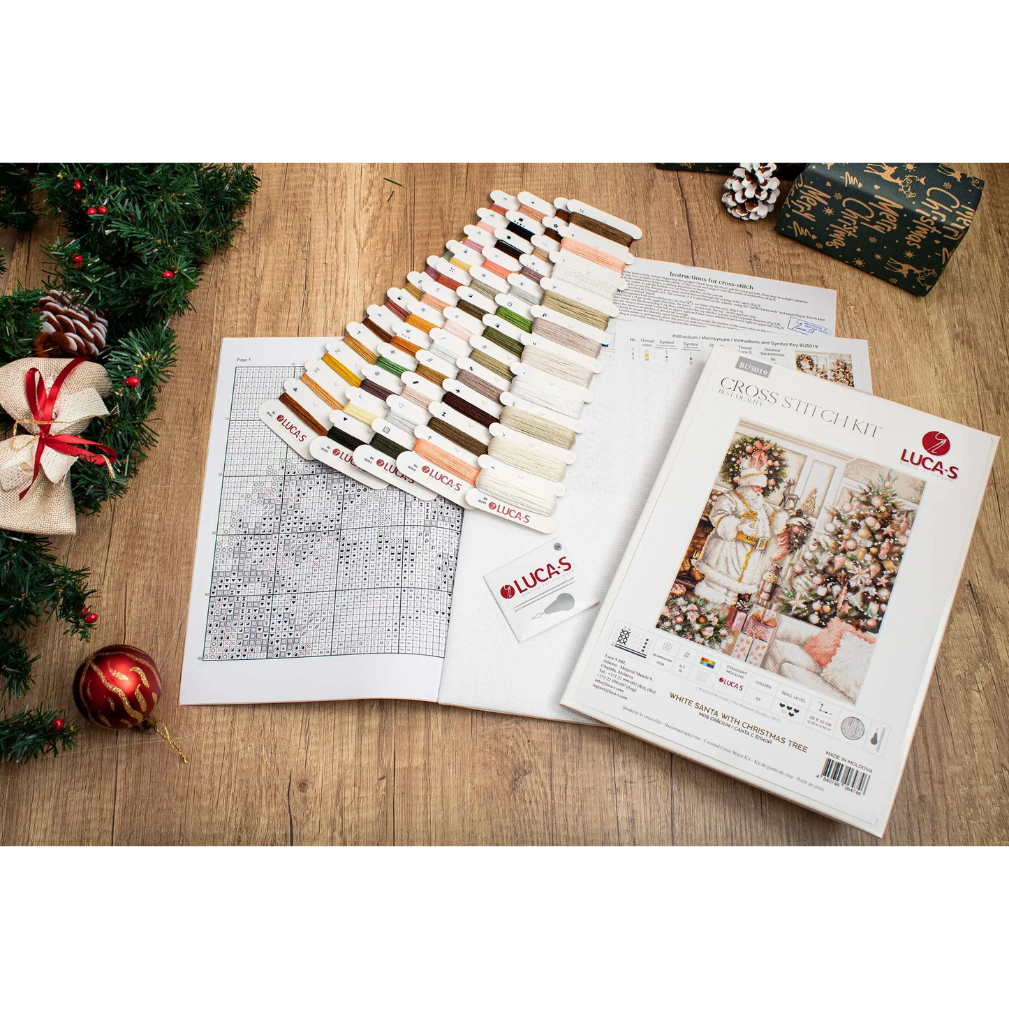 Luca-S | White Santa With Christmas Tree Cross Stitch Kit BU5019L