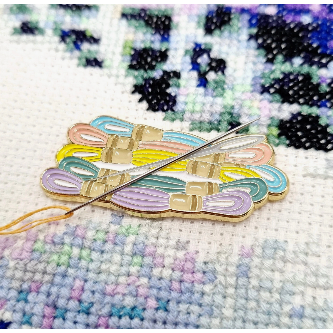 Meloca Designs | Needle & Thread Needle Minder – Hobby House Needleworks