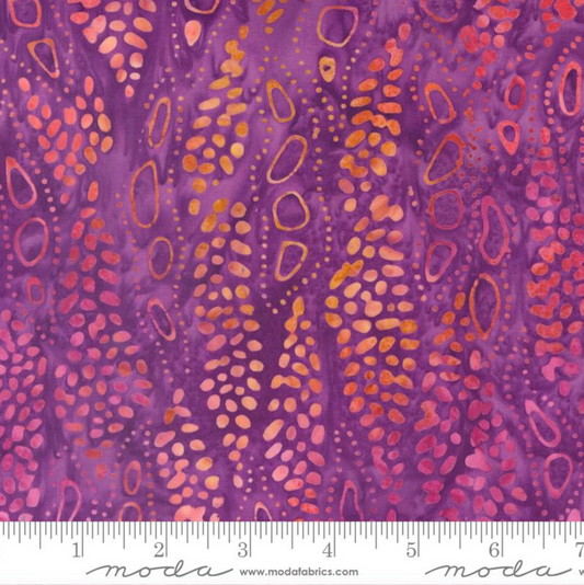 Chroma Batik ~ Plum ~ 4366 31