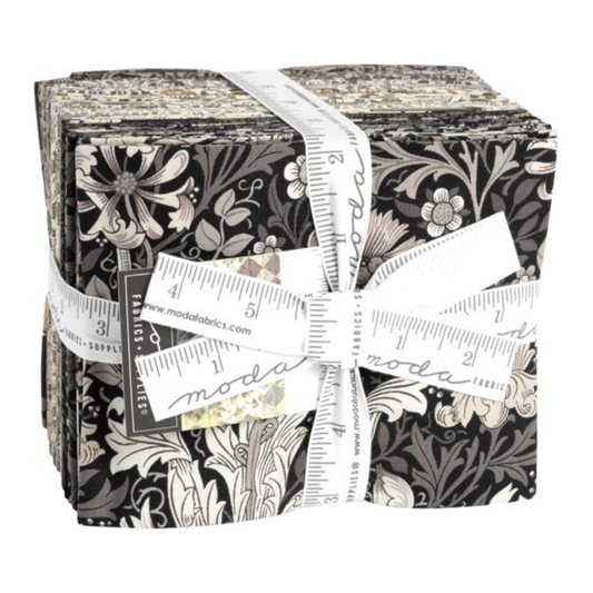 Ebony Suite ~ Fat Quarter Bundle 8380AB