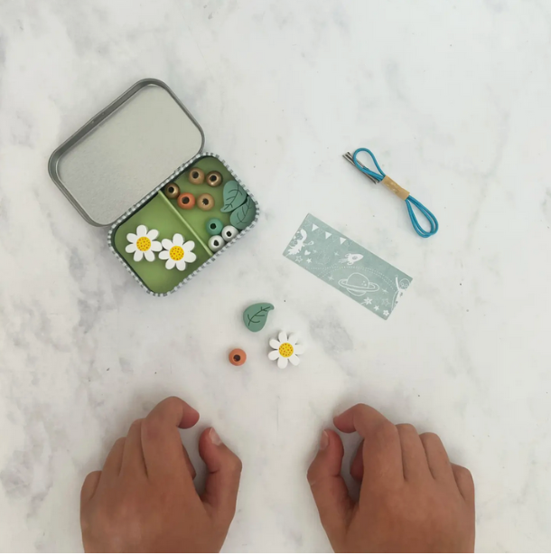 Daisy Bracelet Kit