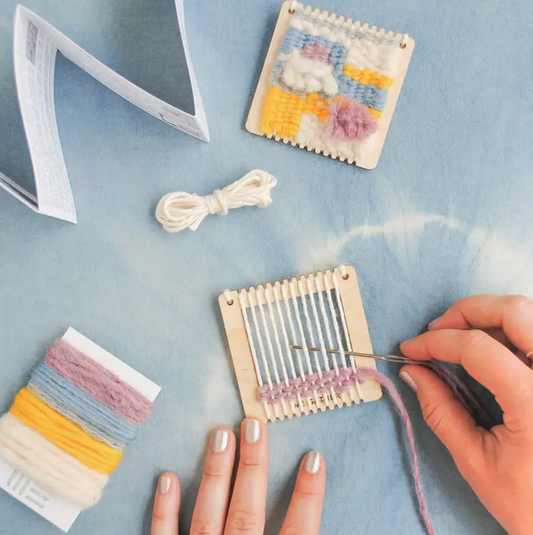 Lil Loom Weaving Kit