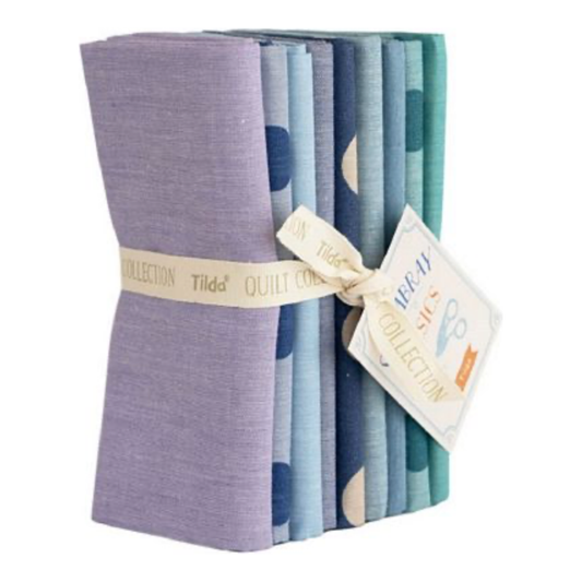 Tilda ~ Creating Memories ~ Fat Quarter Bundle ~ Seasonal Chambray Basics ~ Summer Blues TIL300219