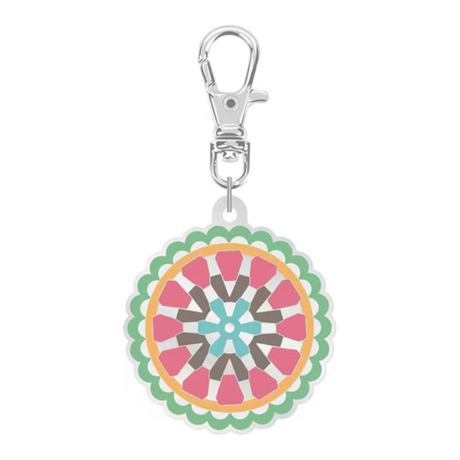 Lori Holt Enamel Happy Charm™ Granny Circle