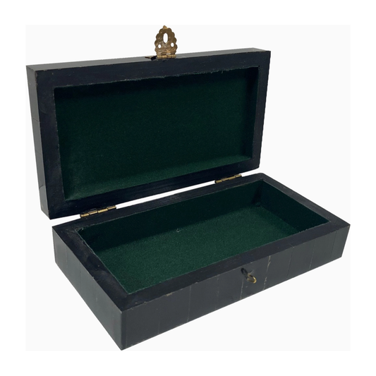 6-1/4" Deer Running Engraved Horn Needlework Box