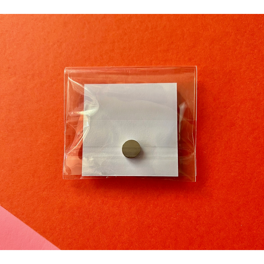 Pyrex Needle Minder - Mod Kitchen