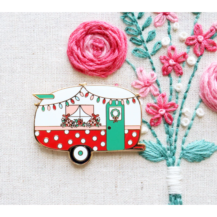 Flamingo Toes | Christmas Camper Magnetic Needle Minder