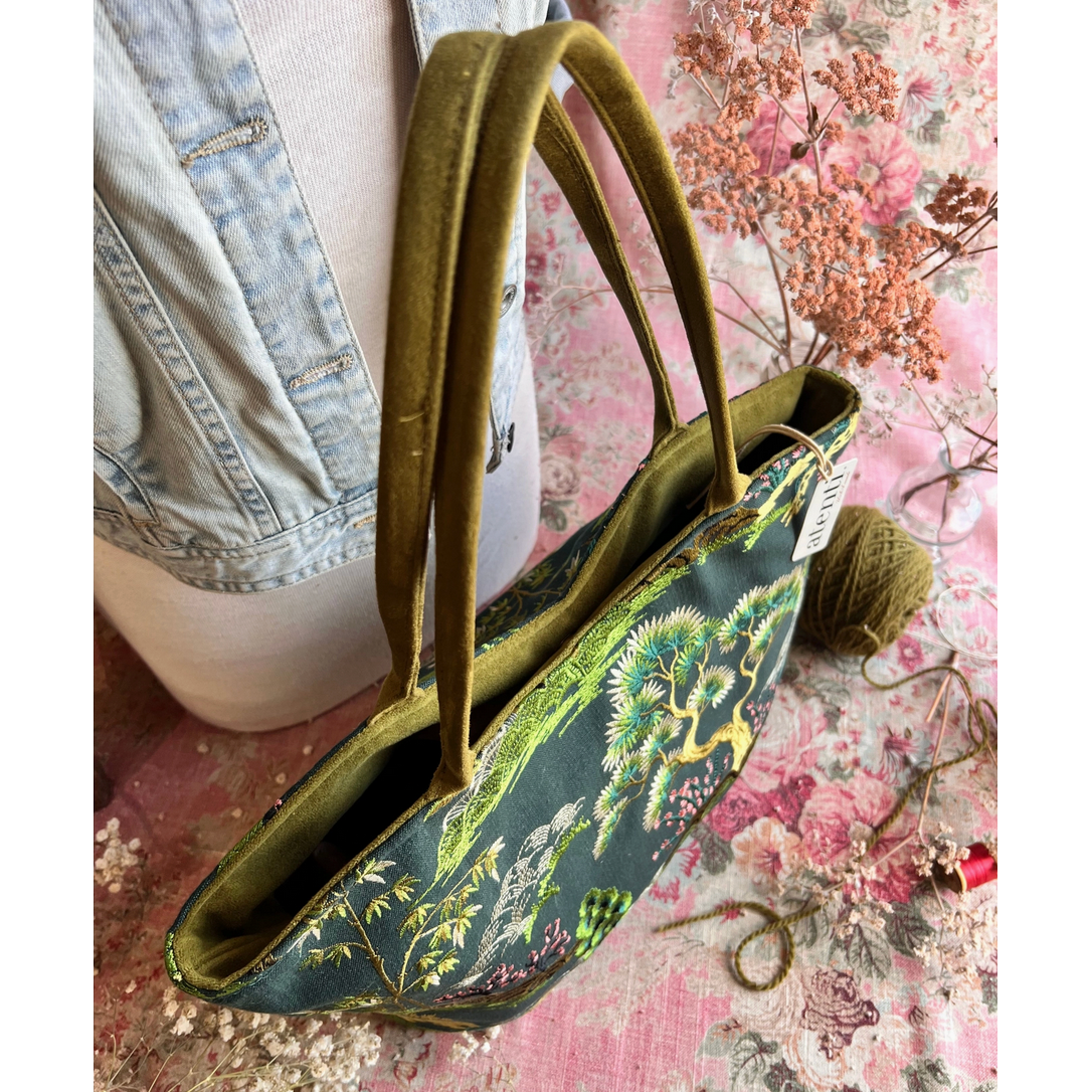Atenti | Zen Lolita