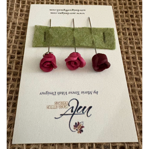MTV Designs | Stitcher's Rose Garden Pin Set NM25 – Hobby House Needleworks