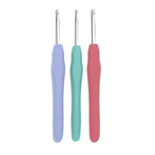 Lori Holt ~ 100% Cute Crochet Hooks