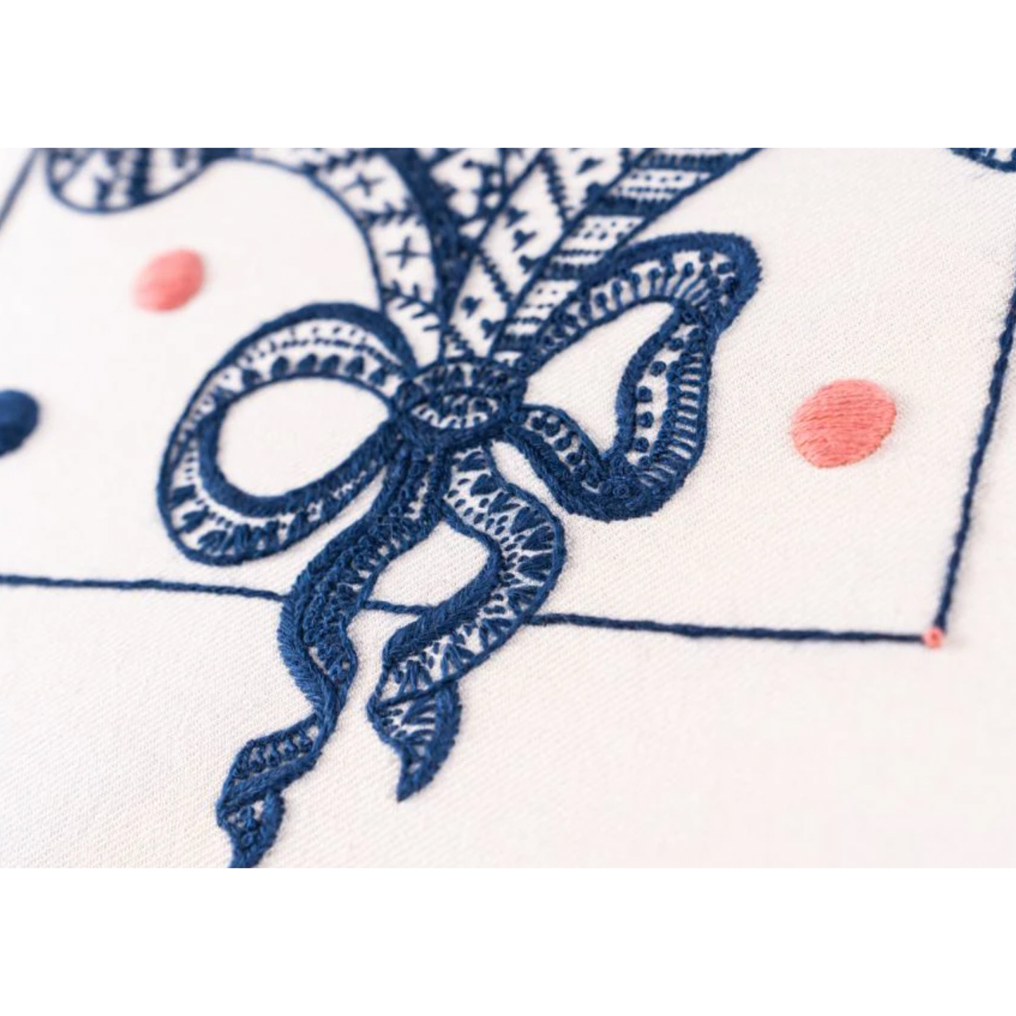 The Crewel Work Company | Dunollie Feathers Kit Crewel Embroidery Kit