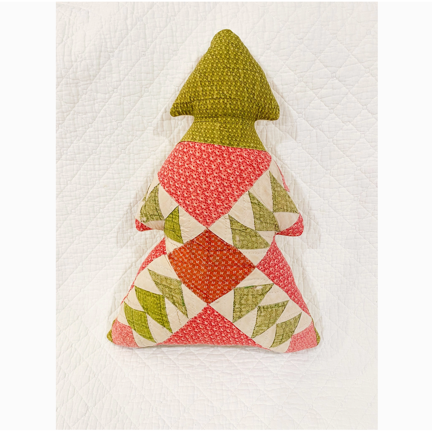 Dellwood Designs | Vintage Quilt Tree Pillow