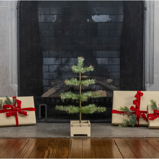 18" Green Feather Tree