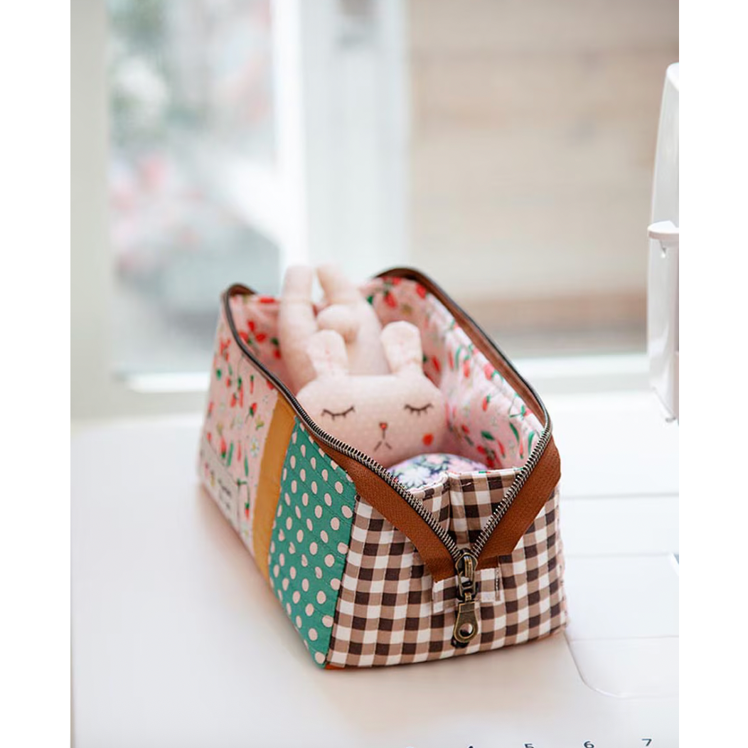 Minki Kim Open Up Box Pouch Pattern