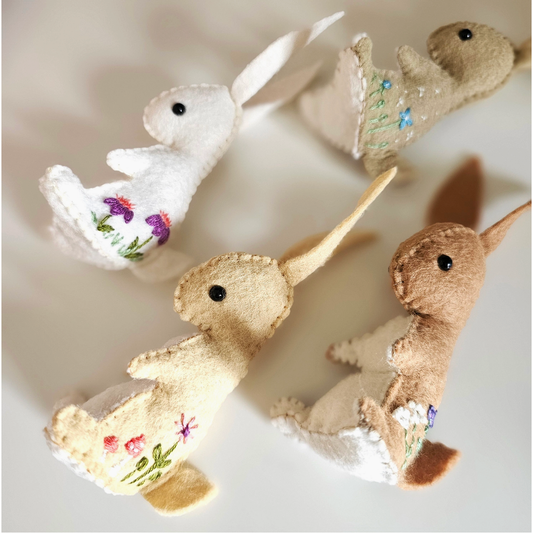 DelilahIris Designs ~ Felt Bunny Sewing Kit