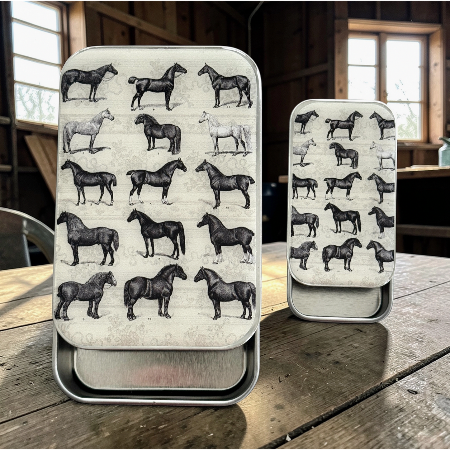 Tin Container with Magnet Large | Study of Horses