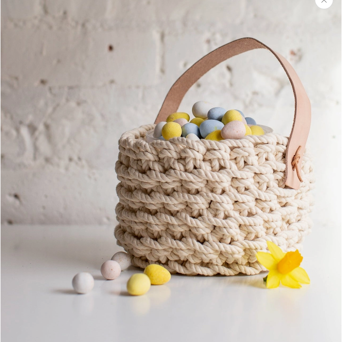 Flax & Twine | Brooklyn Basket Crochet Kit with Handle - Parchment