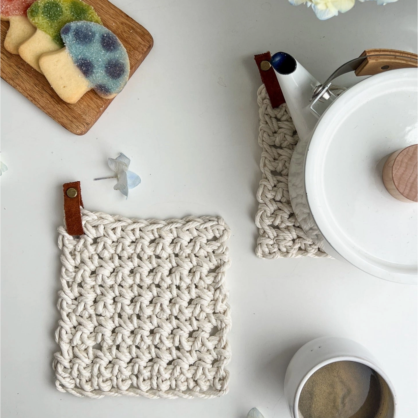 Flax & Twine | Pauline Flax Potholders Crochet Kit - Stone