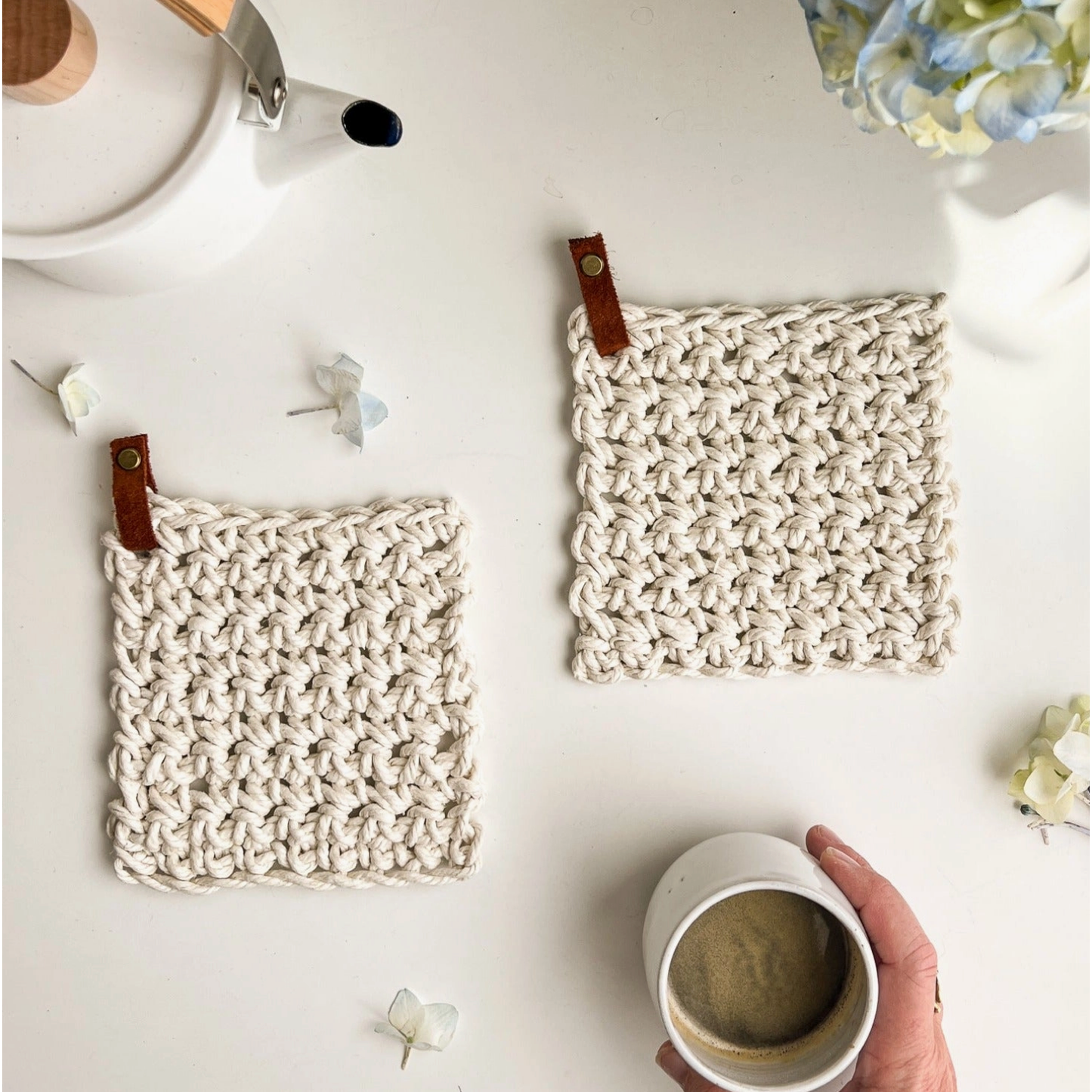Flax & Twine | Pauline Flax Potholders Crochet Kit - Stone