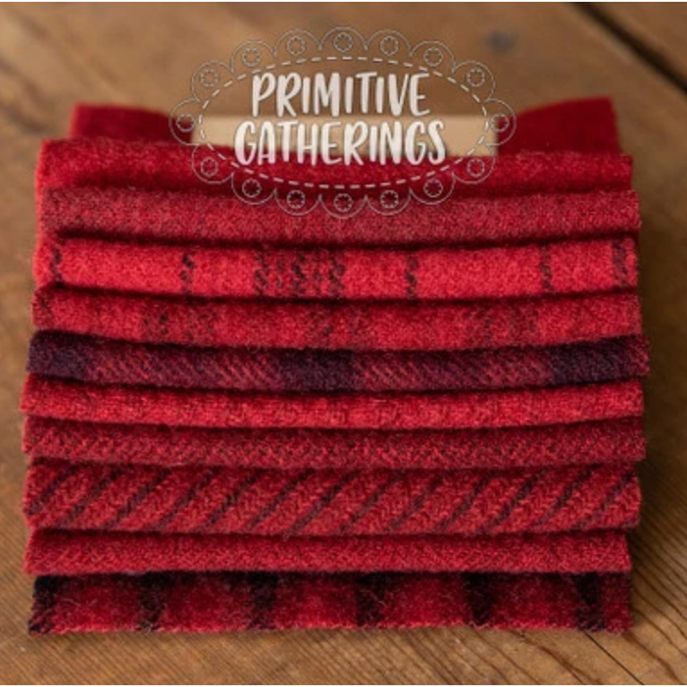 Primitive Gatherings Wool Charms - Christmas