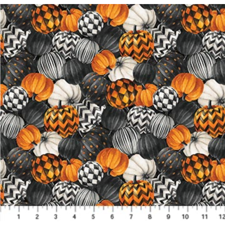 Twilight ~ Tossed Pumpkins ~ 29817-99 Black Multi