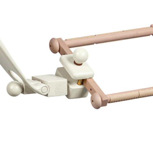 Potoky M4 Stitch Floor Stand | White