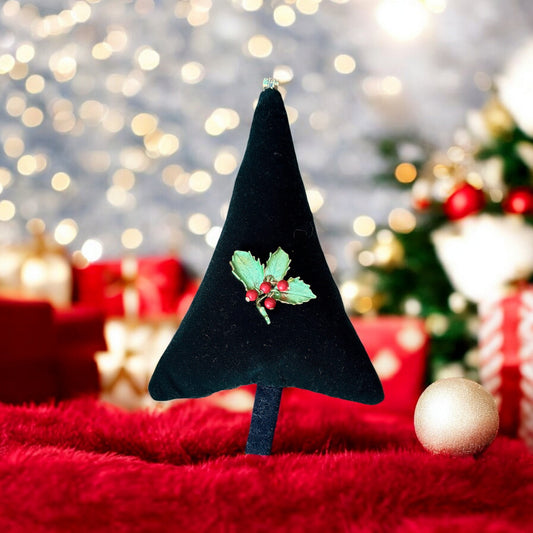 Paxe's Designs | Velvet Christmas Tree Decoration - Holly