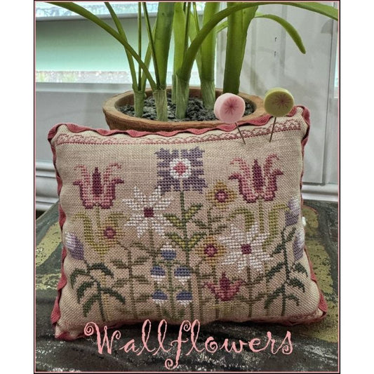 The Scarlett House | Wallflowers