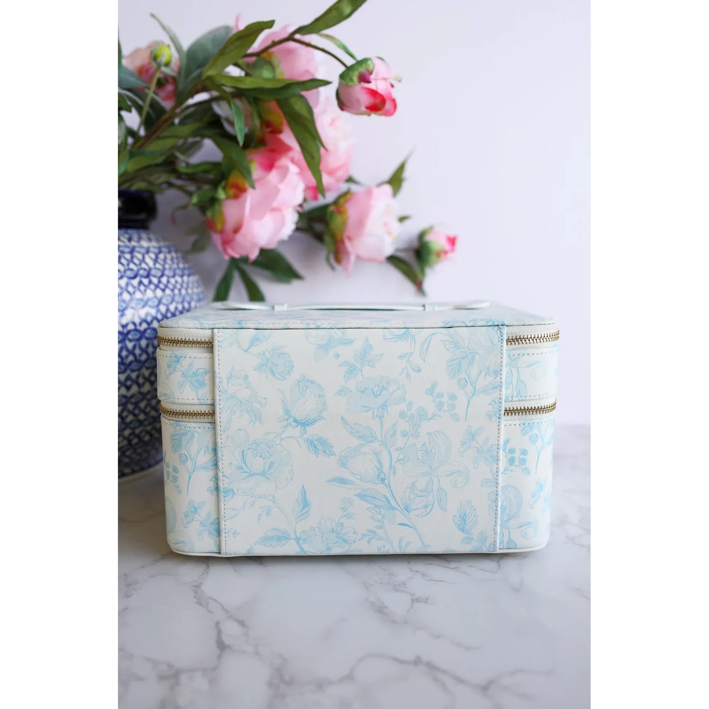 WinterBury Rika King Collection Two-Tiered Needlework Case