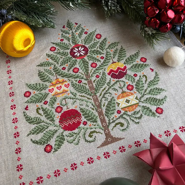 Love Poppet | Oh Christmas Tree