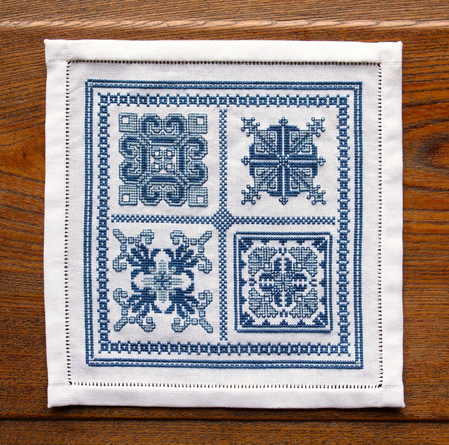 Avlea Folk Embroidery | Mediterranean Sampler Cross Stitch Kit