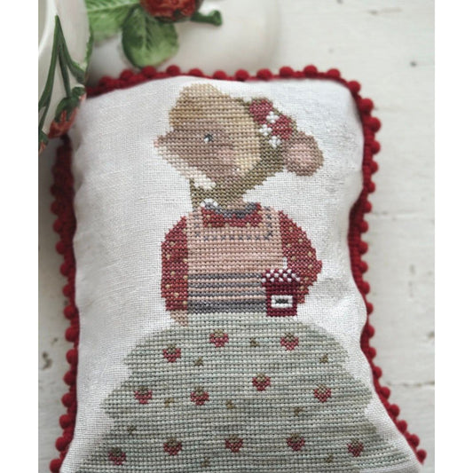 The Stitchery Sisters | Strawberry Mouse & Apron MARKET 2026