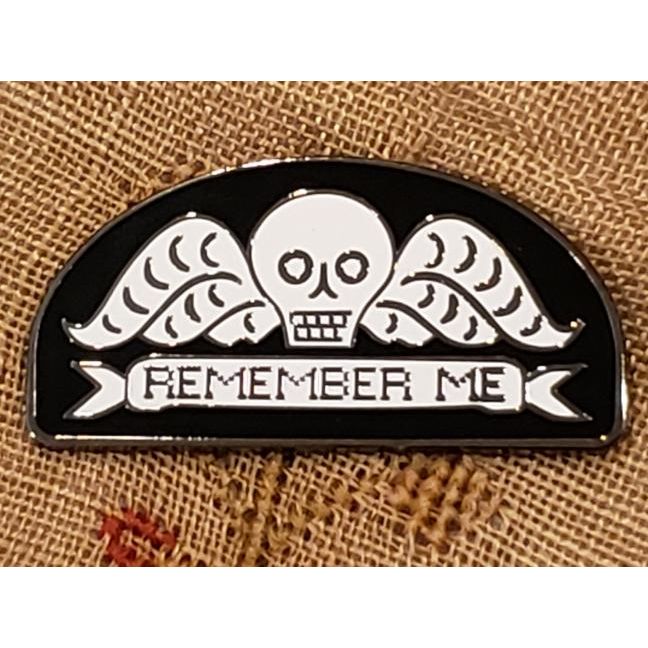 Siren Stitchworks | Remember Me Needle Minder MARKET 2026
