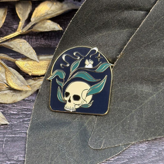 The Stitch Crypt | Good Deeds Needle Minder NM2026