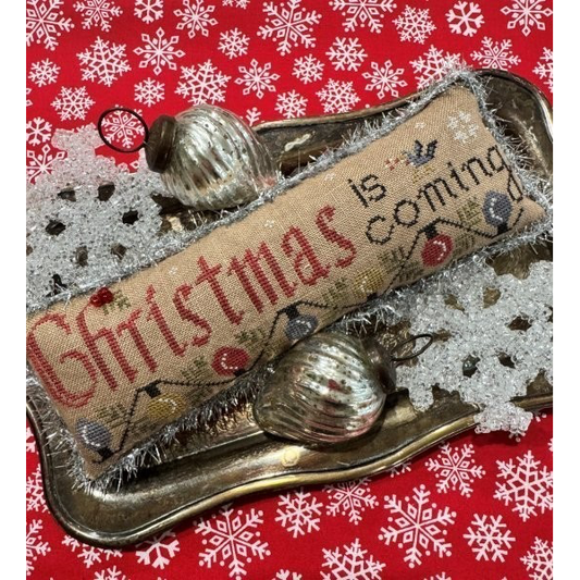 The Scarlett House | Christmas is Coming Pin Keep NM2026